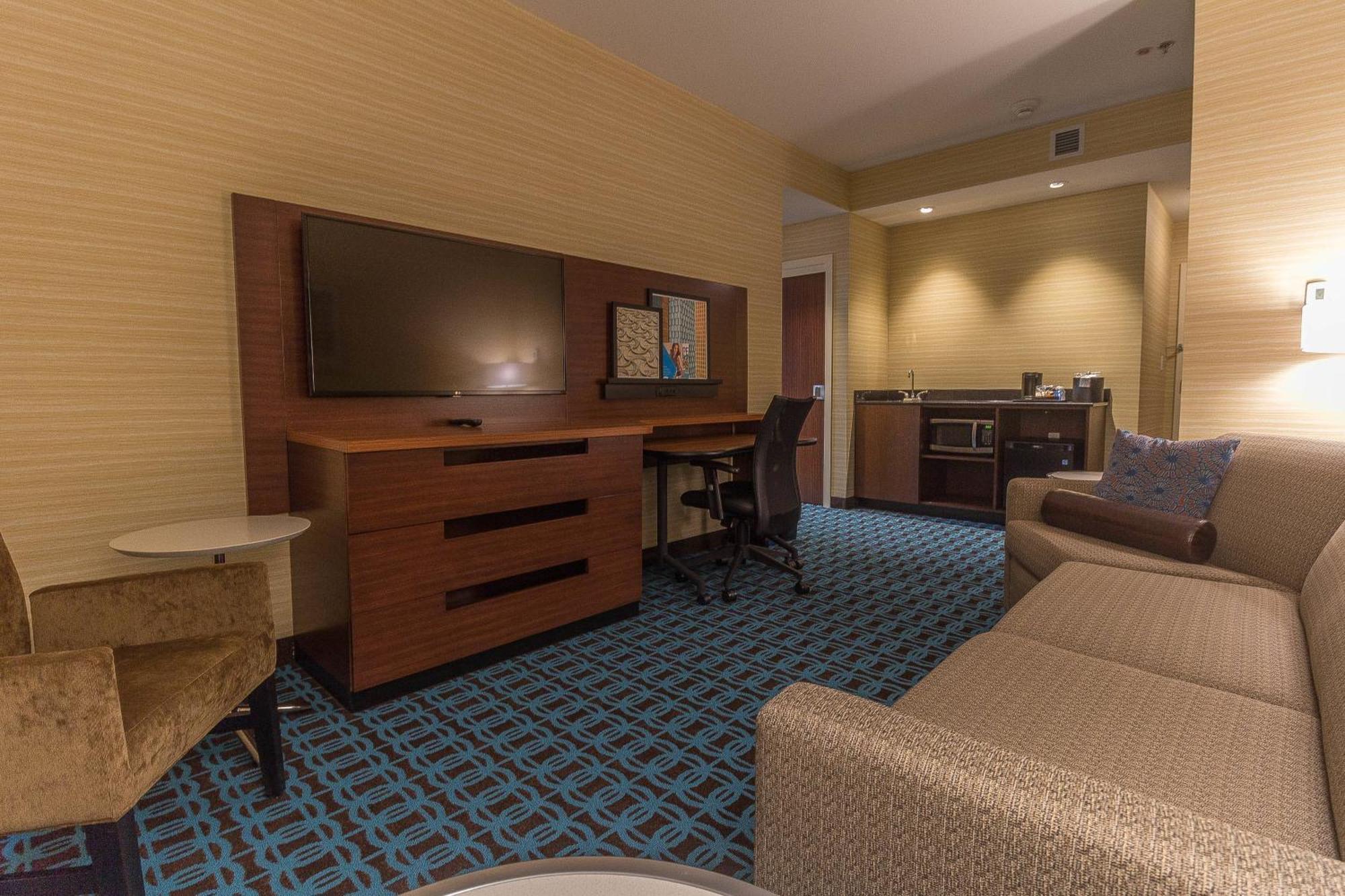 Fairfield Inn & Suites By Marriott Риджайна Экстерьер фото